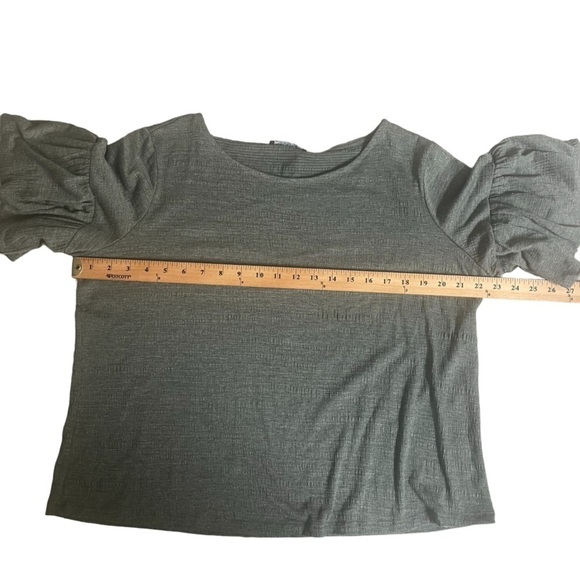 Cable & Gauge Top Puffy Bubble Short Sleeve Wide Crew Neck Slate Gray - Picture 9 of 10